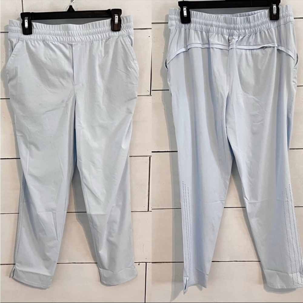 Vineyard Vines Soft Stretch Woven Jogger in Ice Water. Size Small. New With Tags